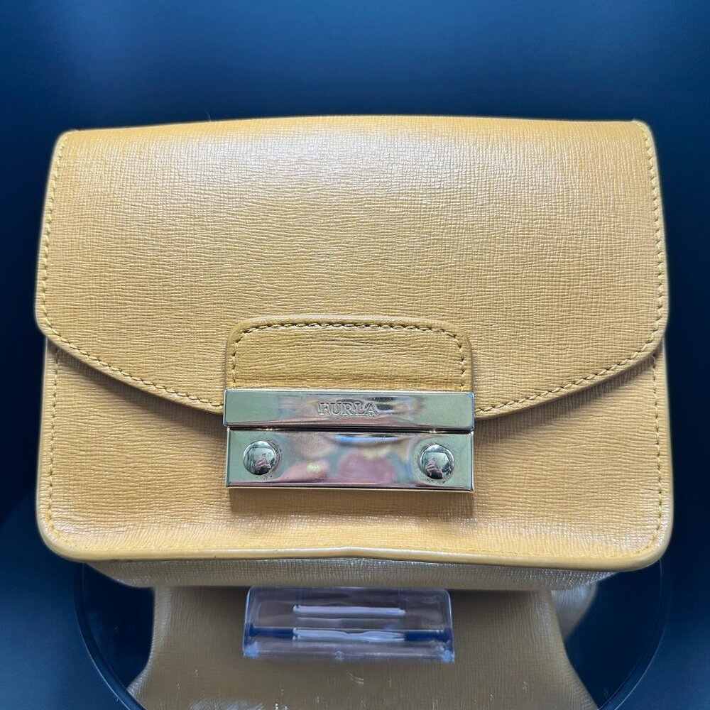 Furla Metropolis Crossbody Bag - EUC
